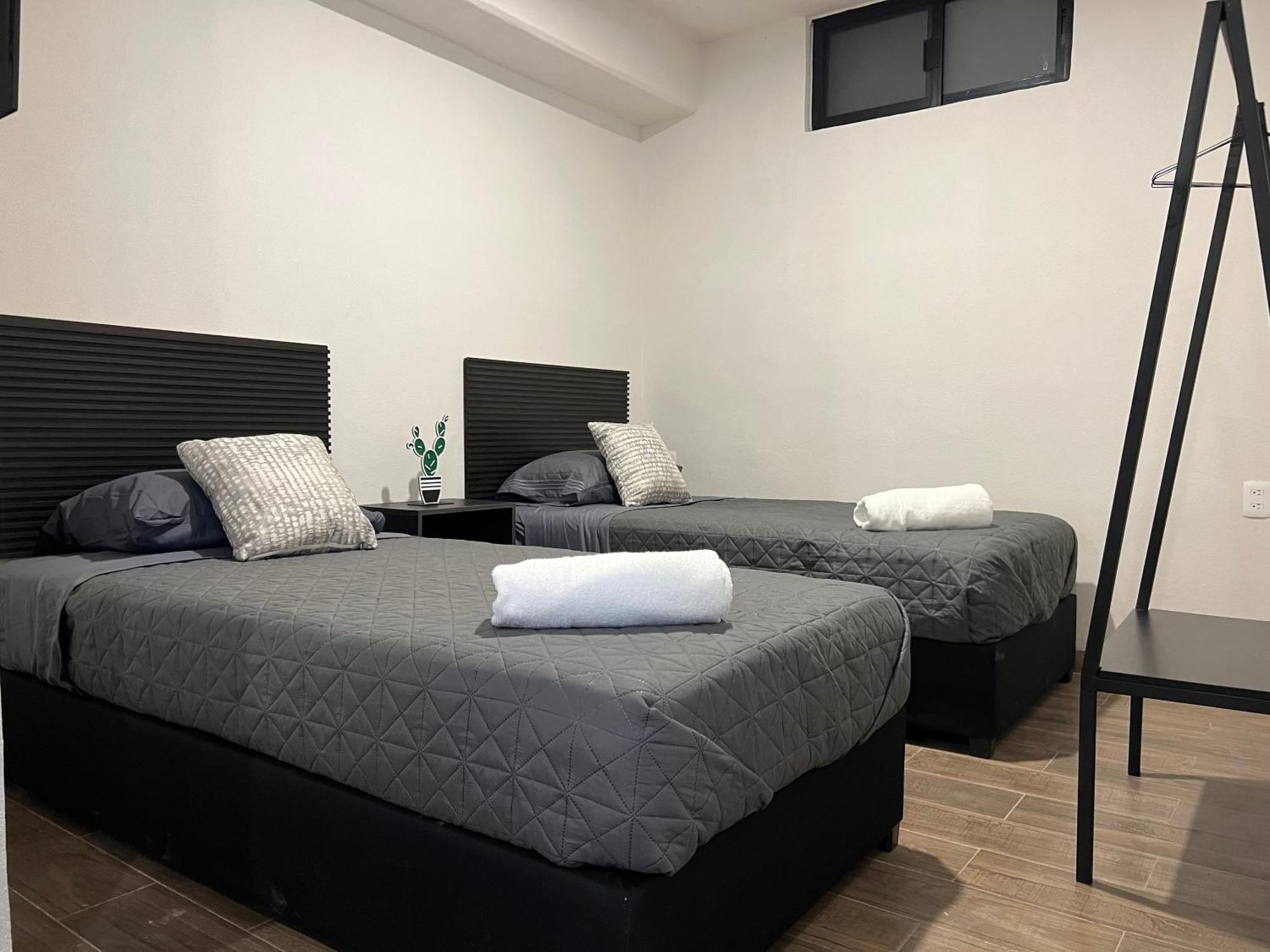 Hotel Tia Flora León Dış mekan fotoğraf