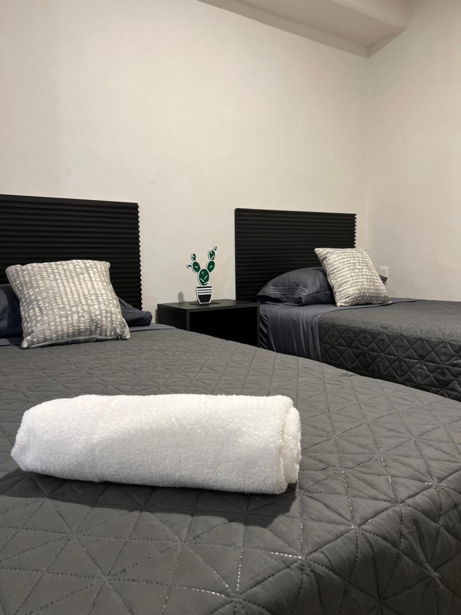 Hotel Tia Flora León Dış mekan fotoğraf